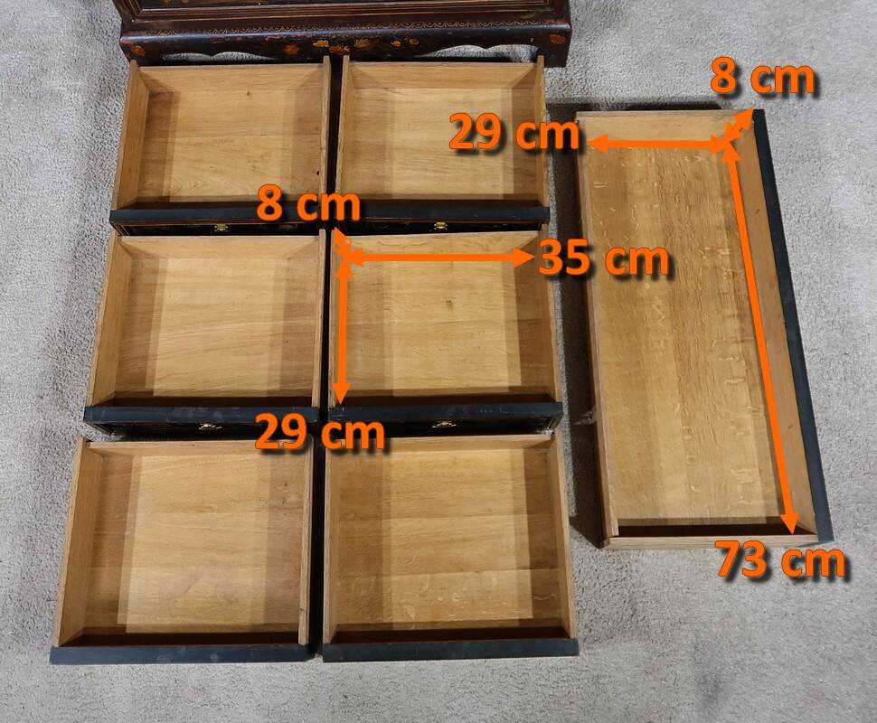 Chinese Cabinet in Lacquered Wood and Painted Wood – Early 20th Century