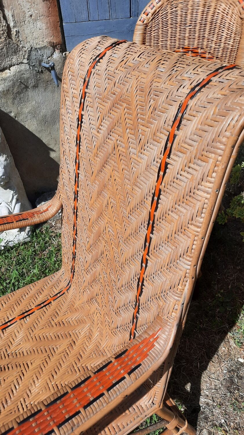 Set of 4 wicker and rattan armchairs
