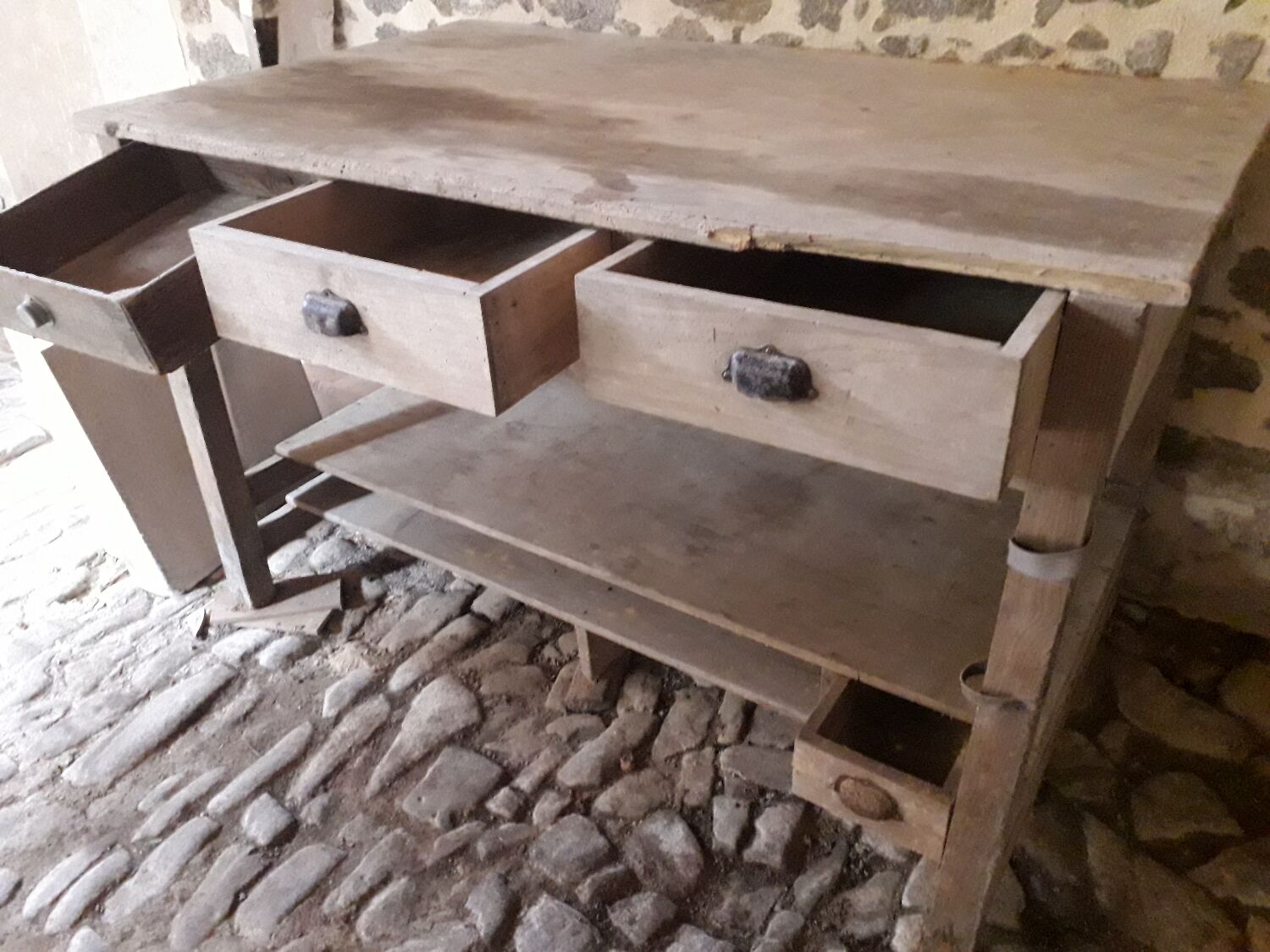 Old established island table
