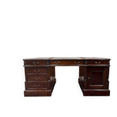 Classic Chesterfield English Desk Partnerdesk