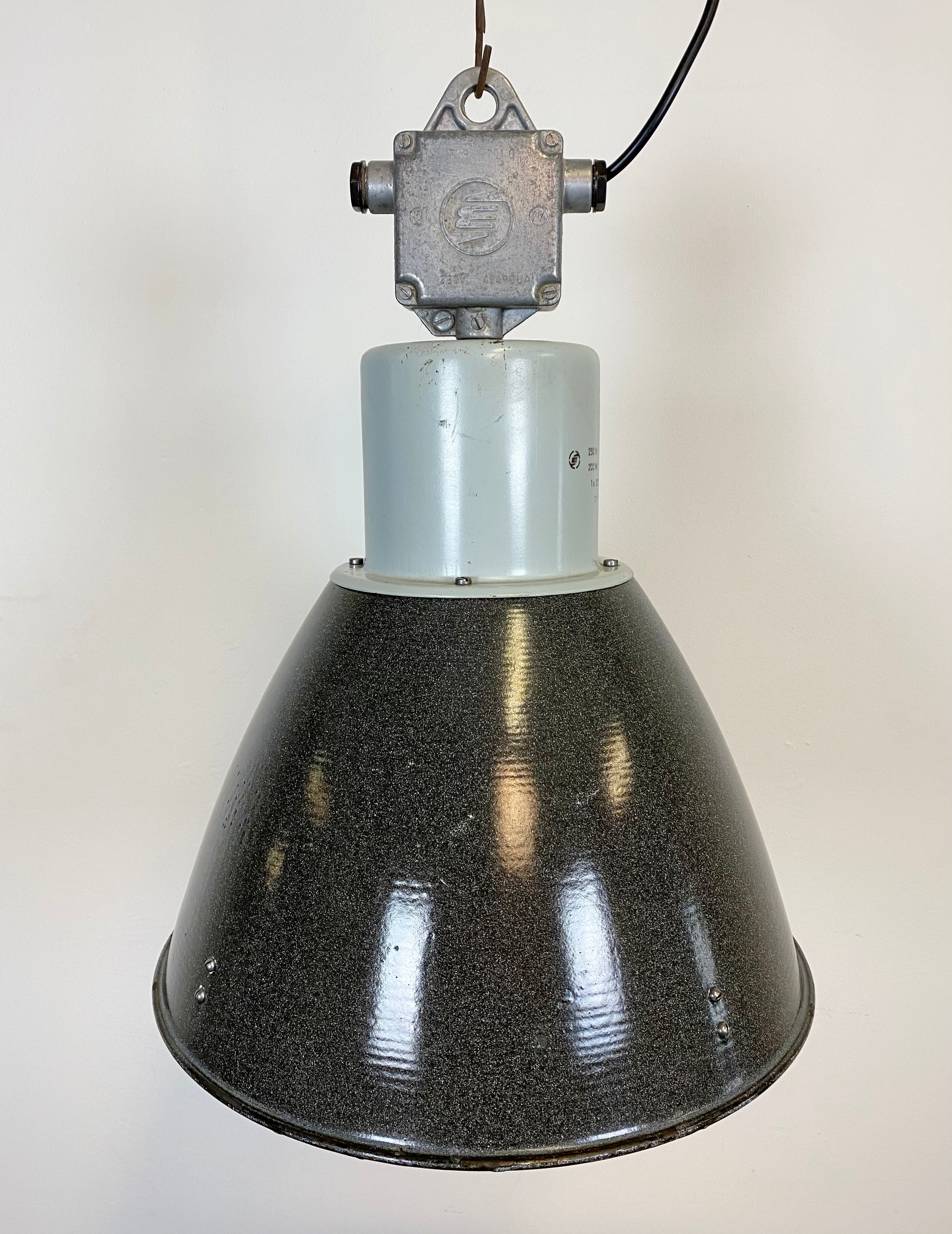 Industrial grey enamel factory lamp, 1960s