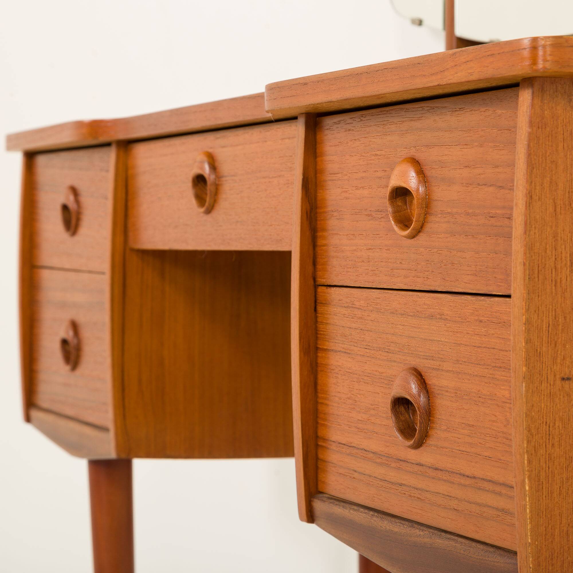 Scandinavian mid century dressing table in teak, Norway, 1970s