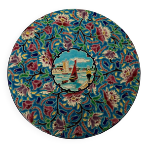 Plat en émaux Longwy