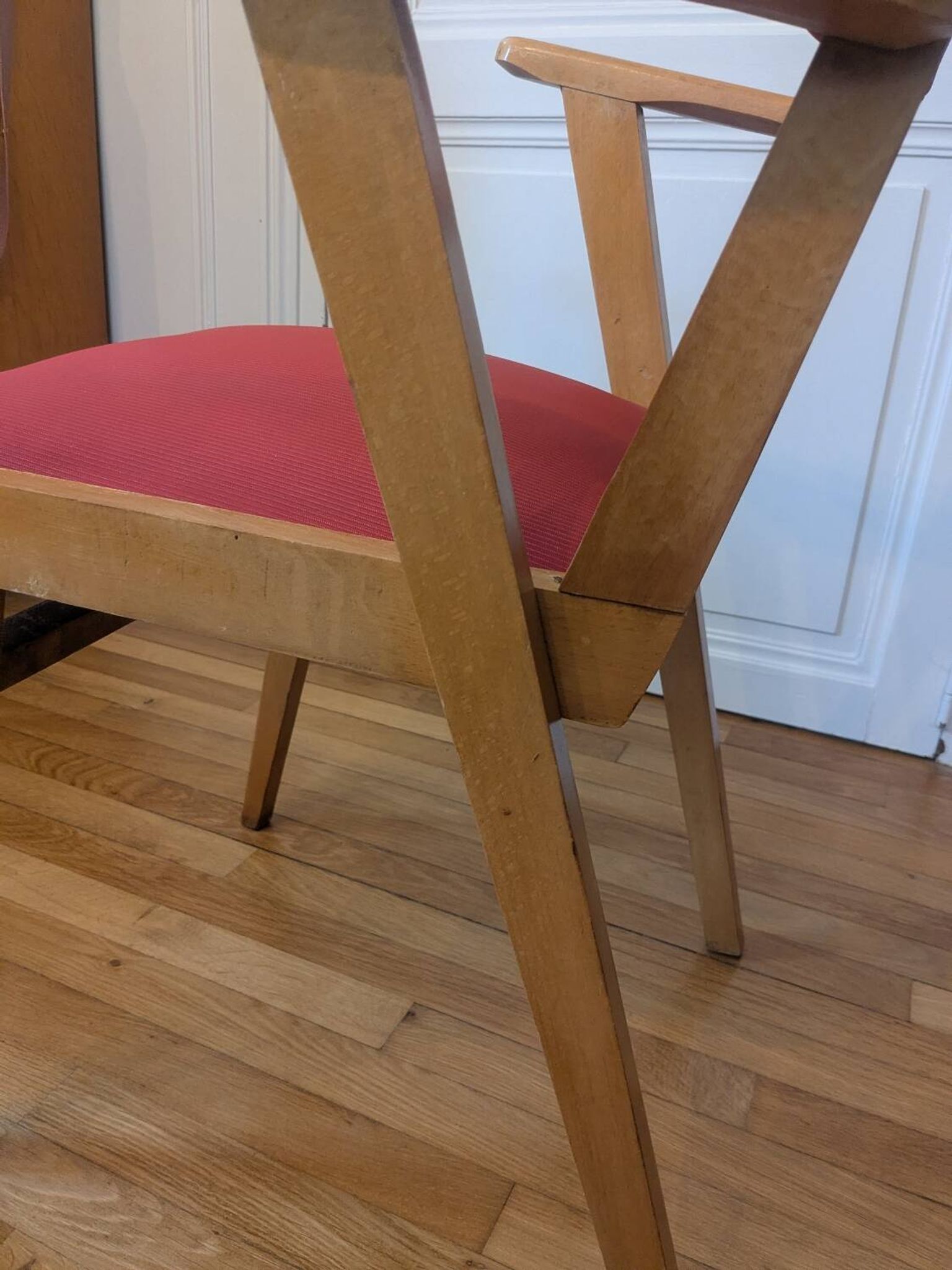 Paire de fauteuils années 60