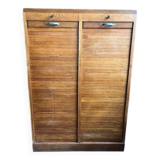 Curtain cabinet