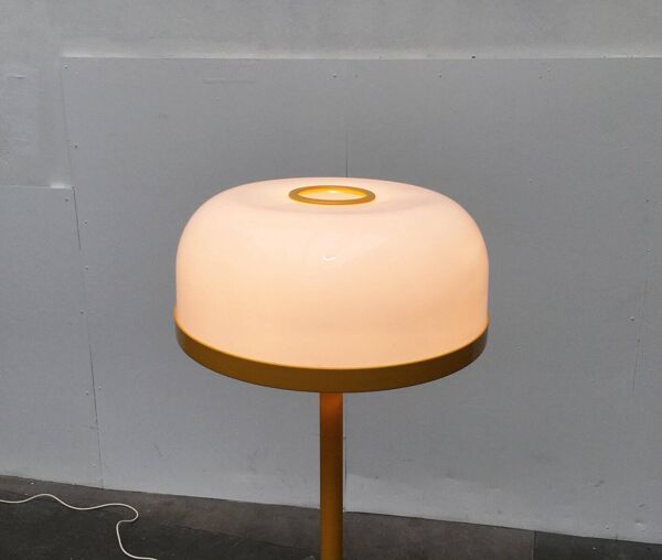 Lampe sur pied champignon de l'ère spatiale allemande du milieu du siècle de Kaiser Idell / Kaiser Leuchten