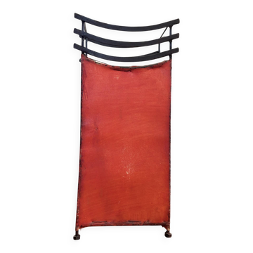 Vintage lamp in patinated black and red metal – Japanese spirit