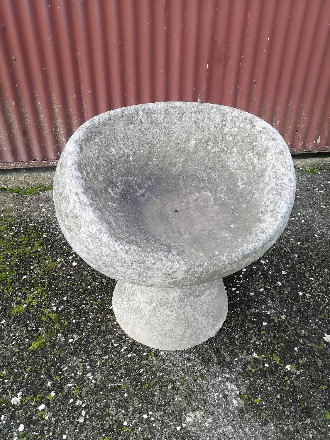 Vintage robert pansart outdoor armchair for elo in fiber cement.