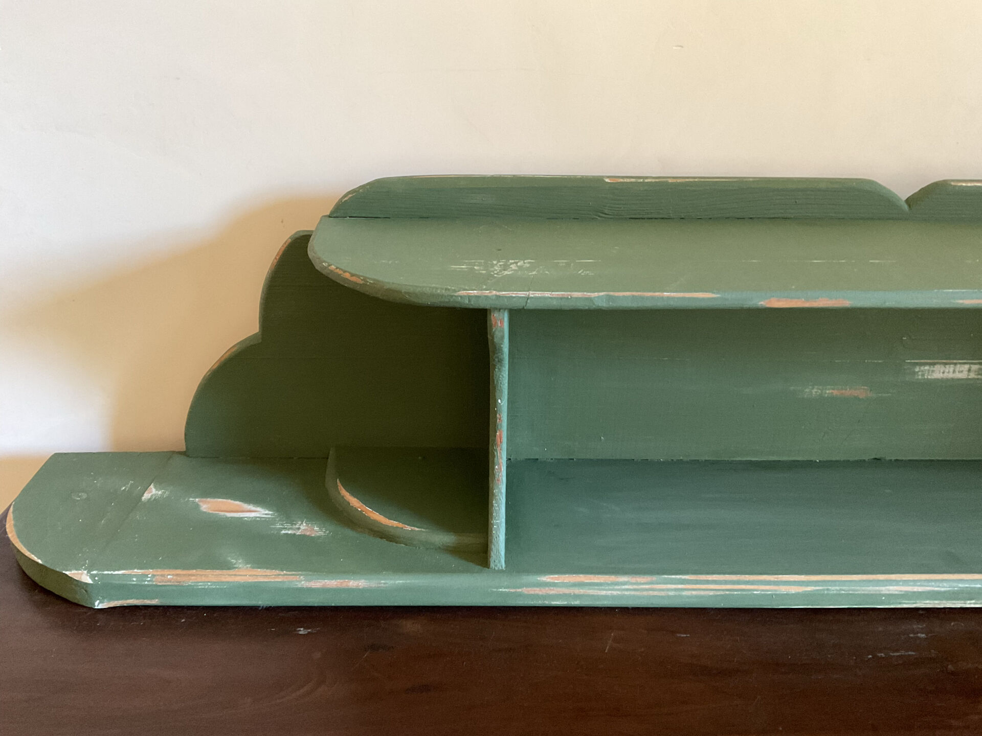 Wall shelf