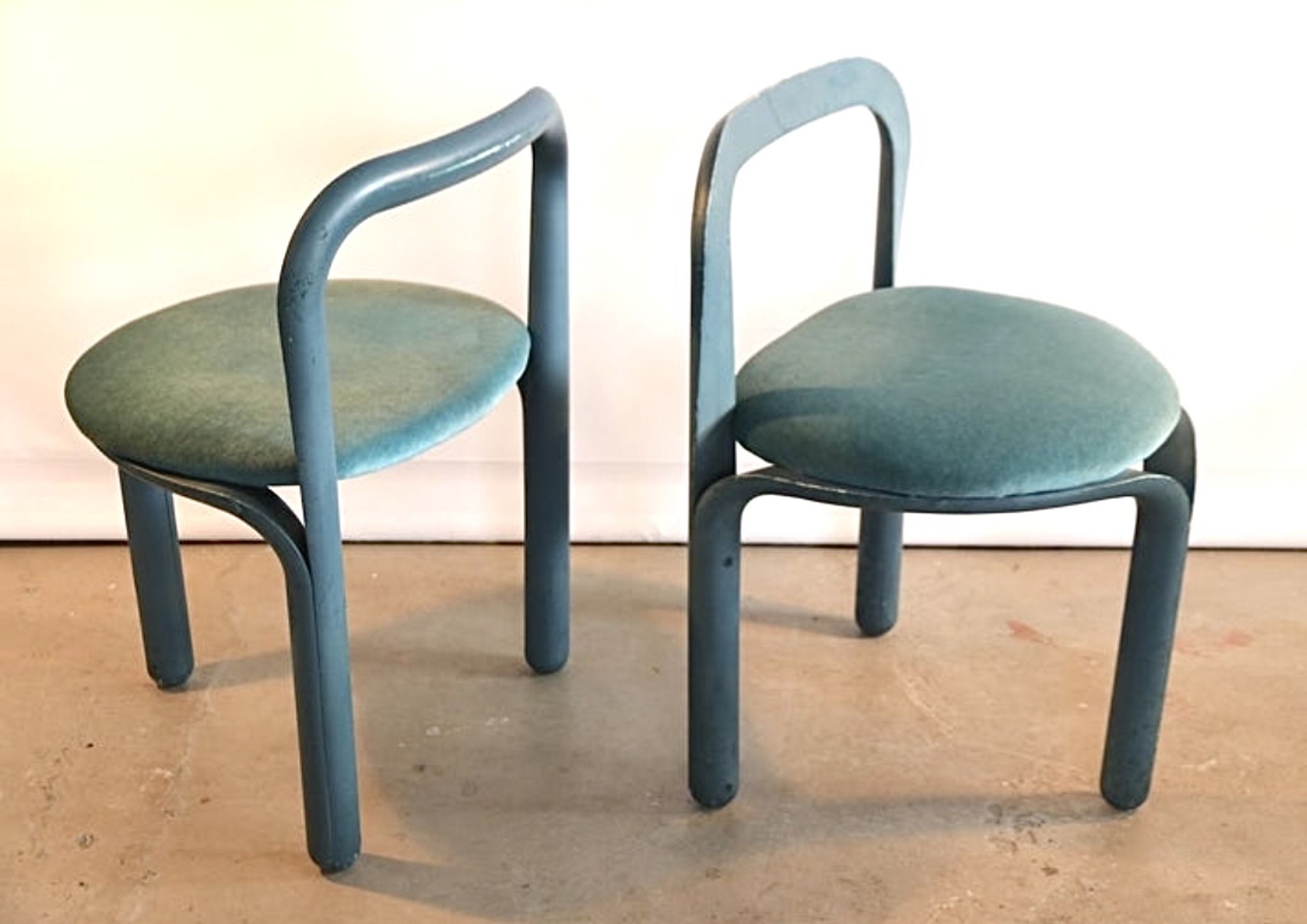 Artifort Model 320 in by Geoffrey Harcourt Side or Dining Room Chairs