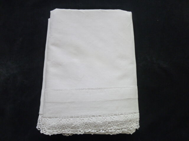 Old sheet in white cotton, days and lace edge 2.05 x 2.75 m