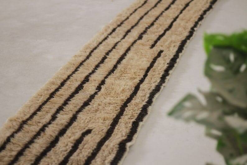 Handmade Beni Mrirt rug, size 75 x 300 cm