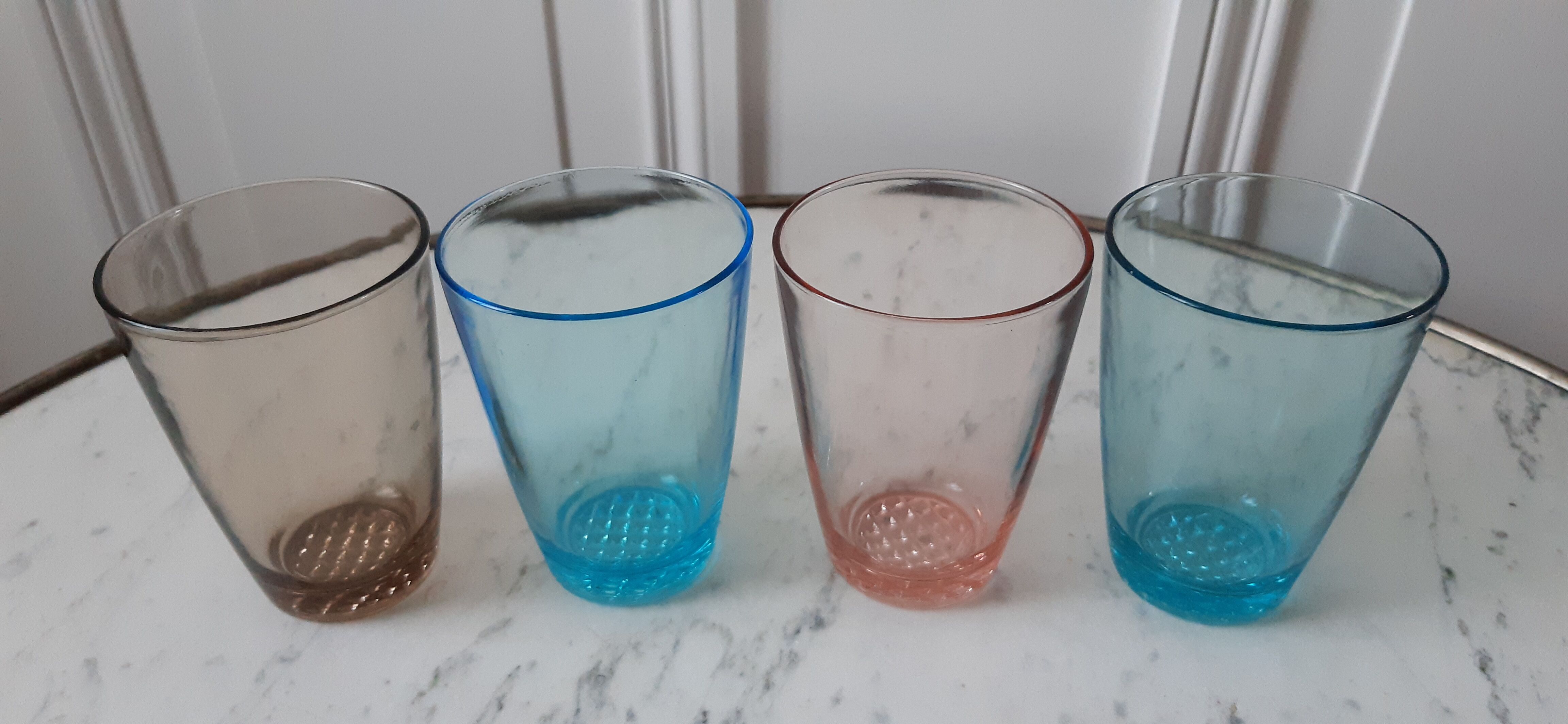 Lot de 4 verres à eau colorés vintage années 50-60