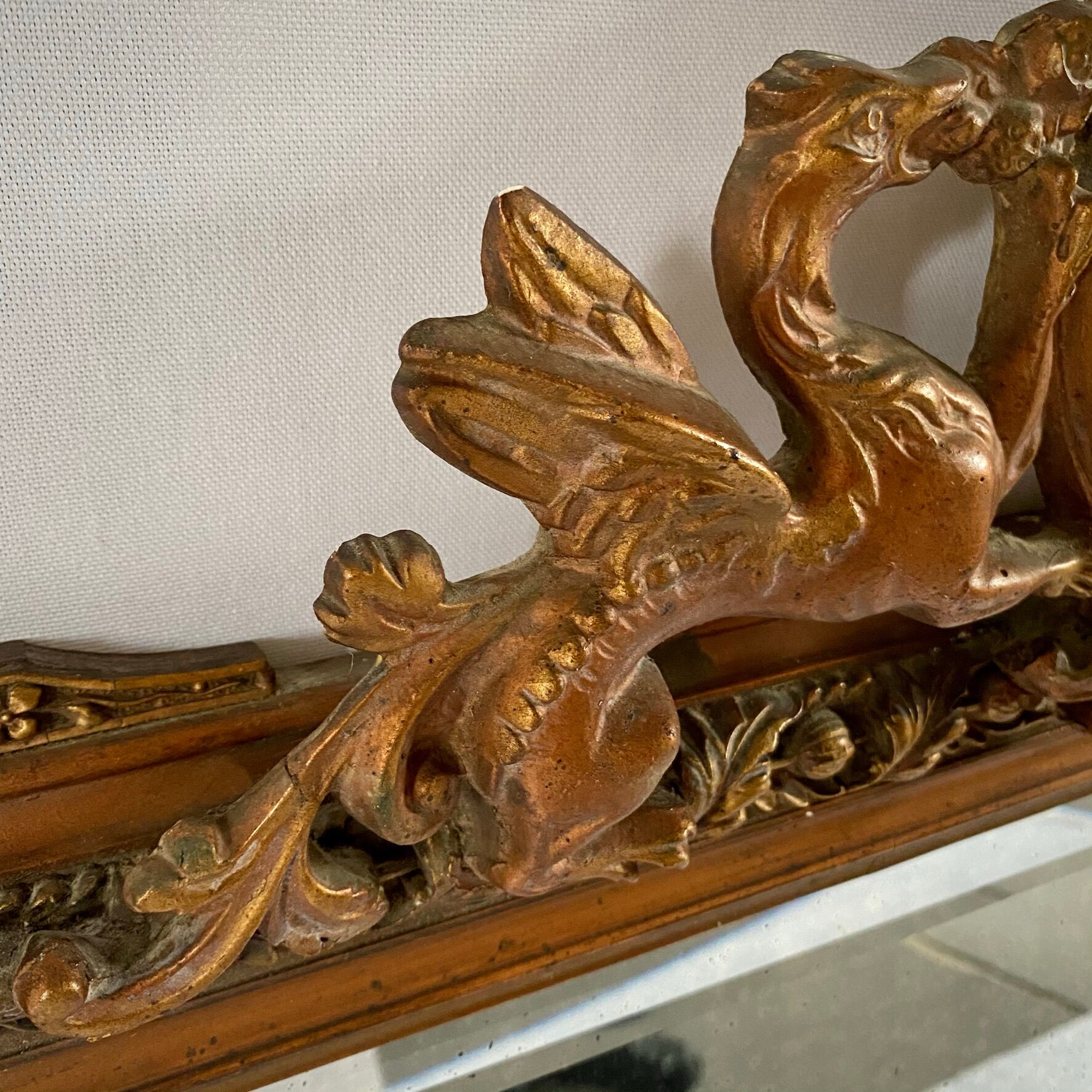 Mirror Napoleon III, gilded with pediment - 105x67cm