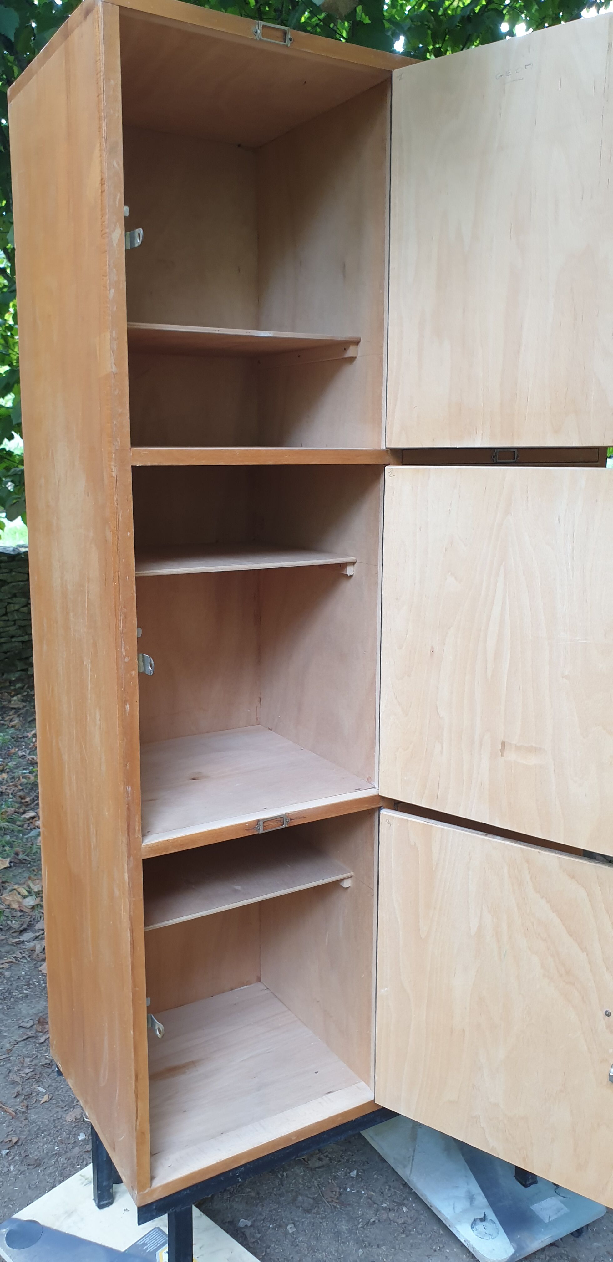 School closet with lockers