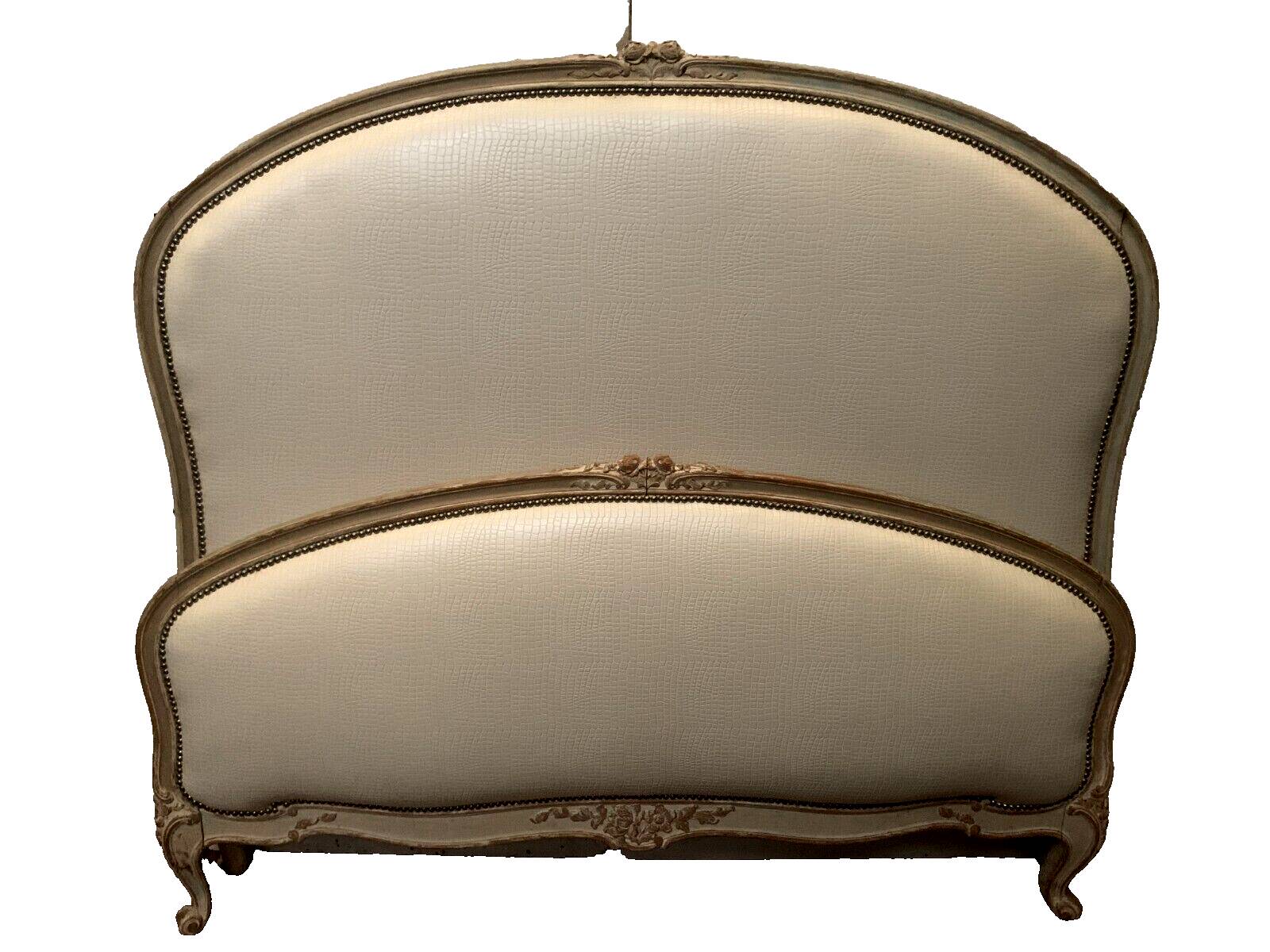 Louis XV style bed in 20th century patinated beech