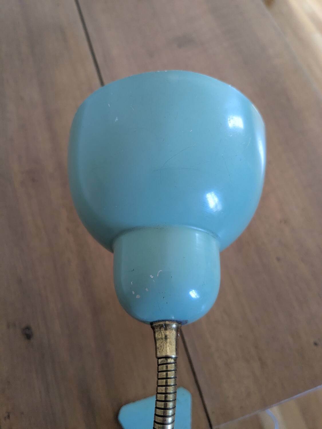 Vintage clip-on casserole lamp