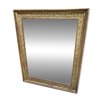 Miroir dore decor de fleurs et de feuillage du xix ème siecle