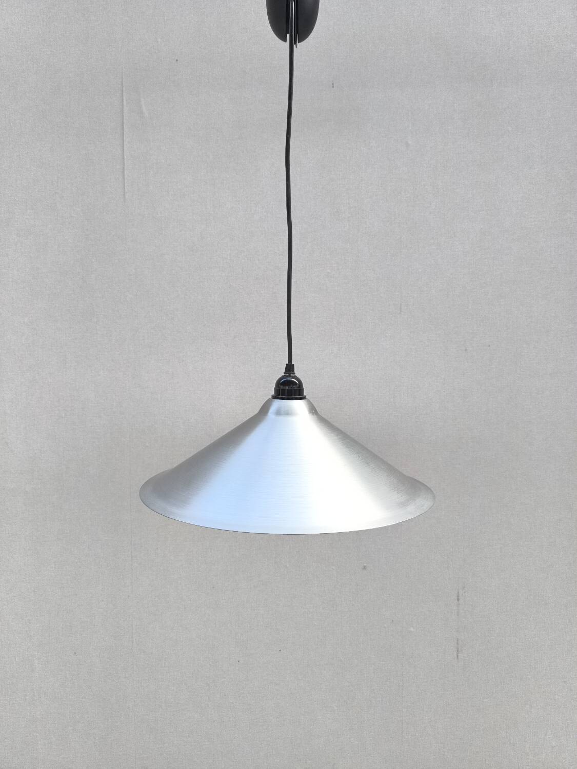Suspension en aluminium brossé design Andreas Wilke 1980