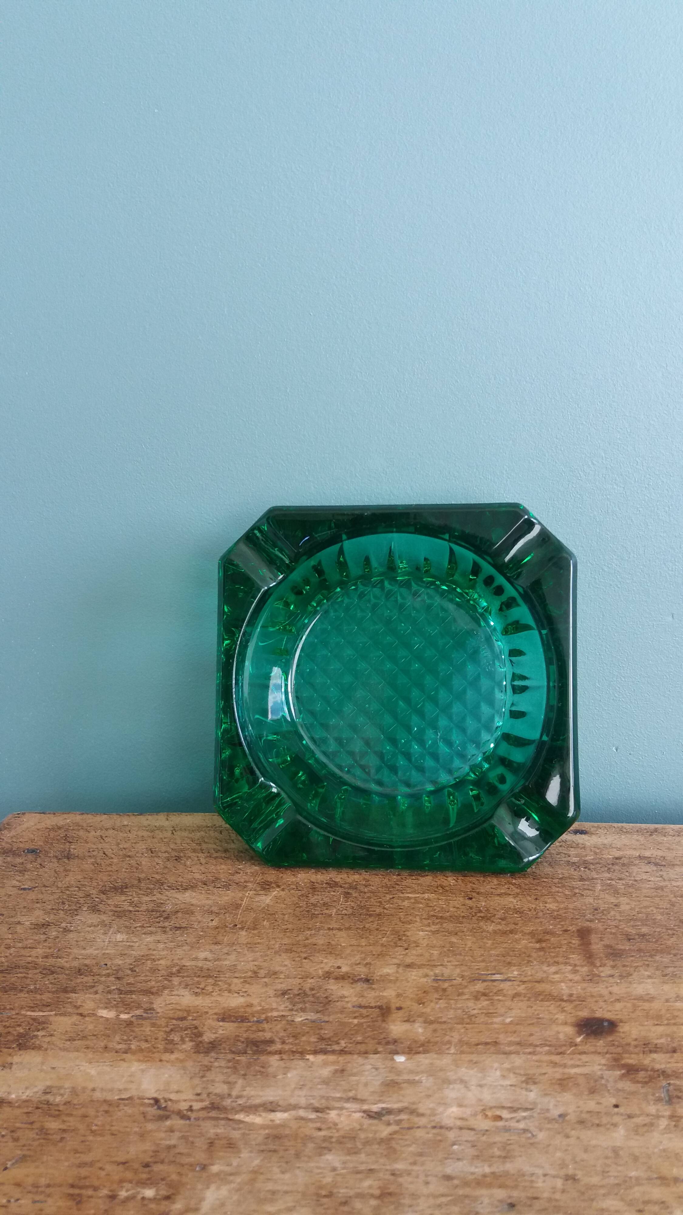 Emerald green glass ashtray, Arques crystal glassware.