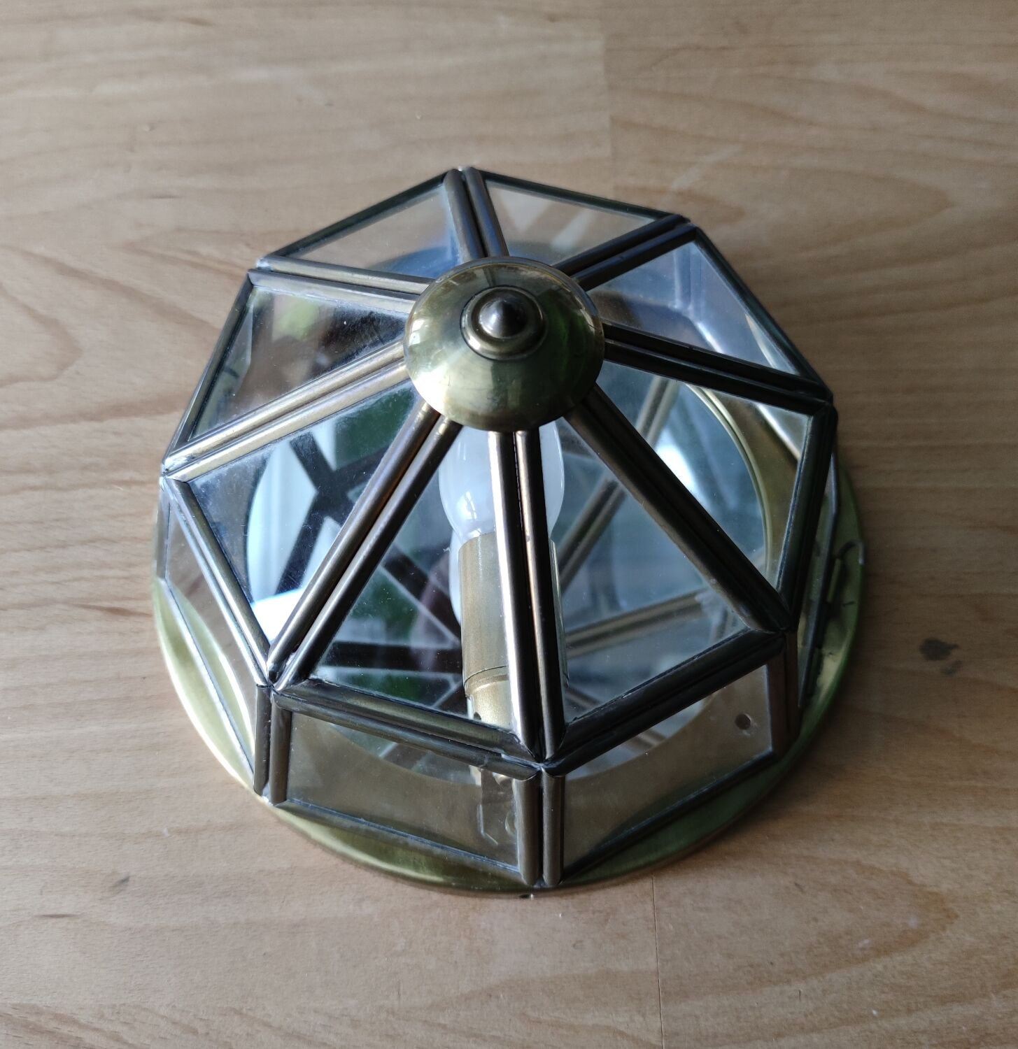 Wall or ceiling lamp