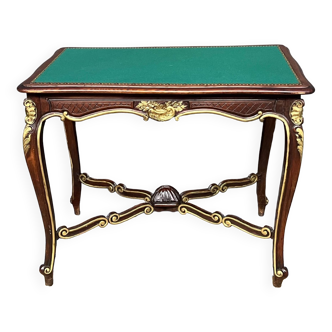 Table à jeux de style Louis XV.