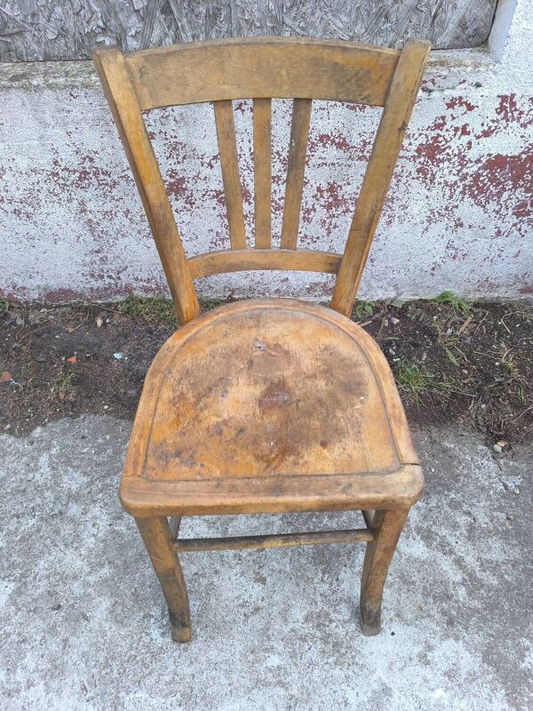 Lot de 4 chaises de bistrot Luterma authentique en bois de hêtre dans leur jus