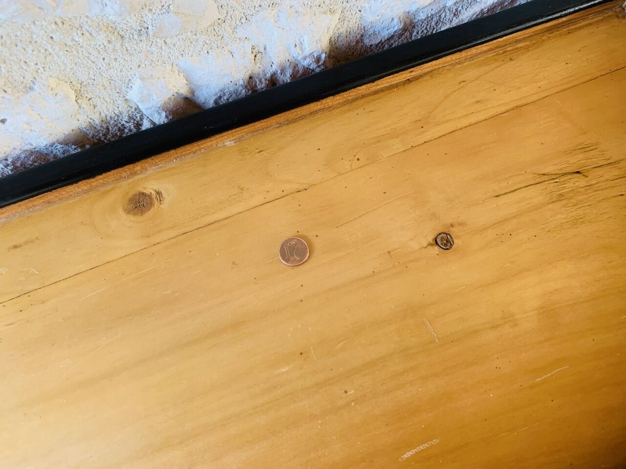 Small vintage row with sliding doors, metal legs Circa 50's