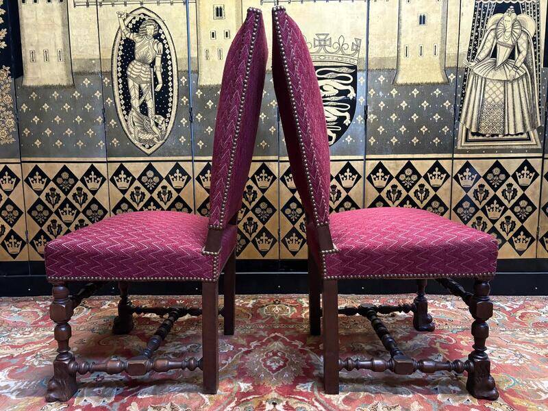 Pair of Haute Époque Renaissance - Louis XIII style chairs