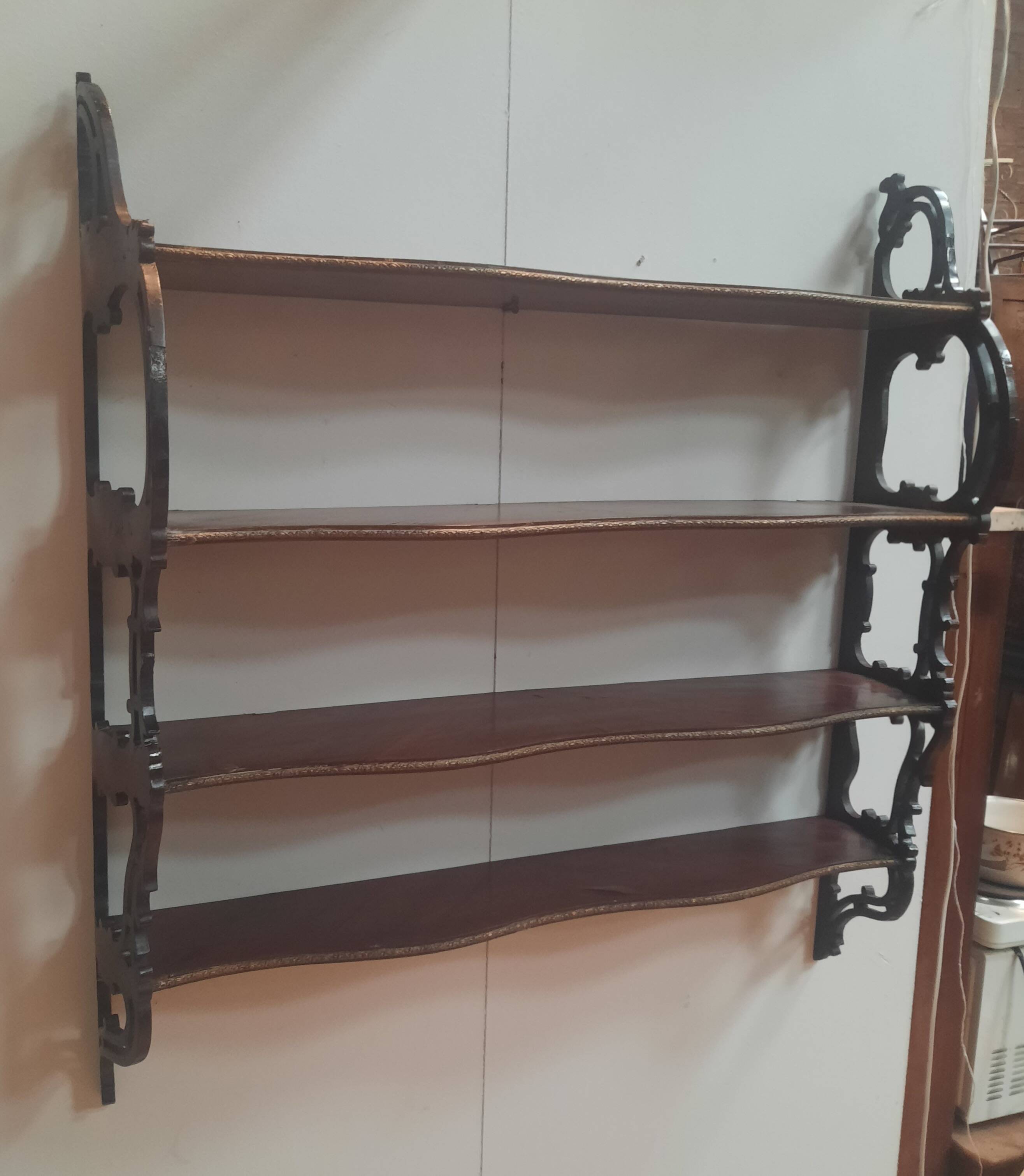 Louis XV wall shelf