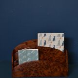 Elm magnifying glass letter holder