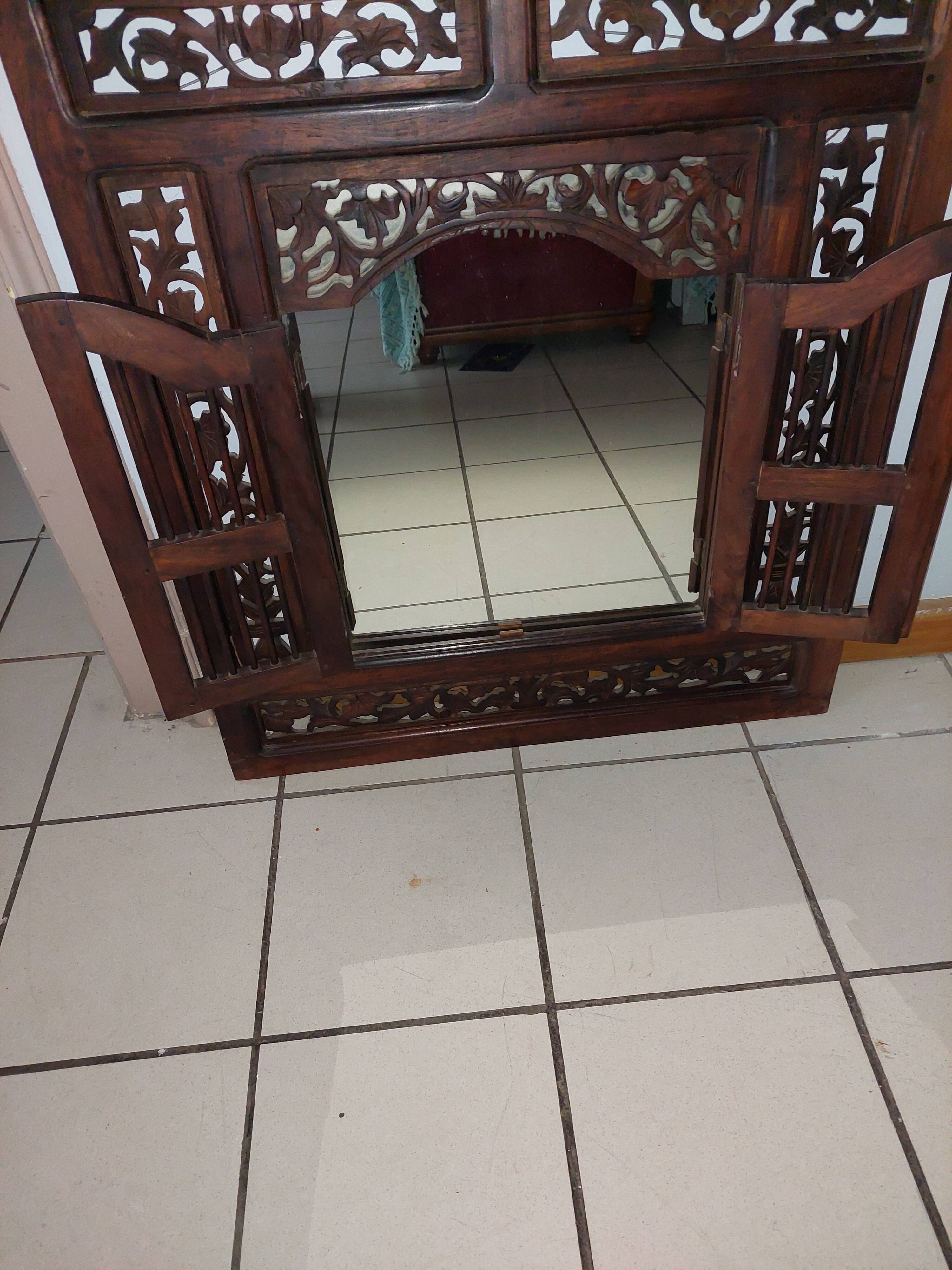 Mirror with shutters carved Indonesian