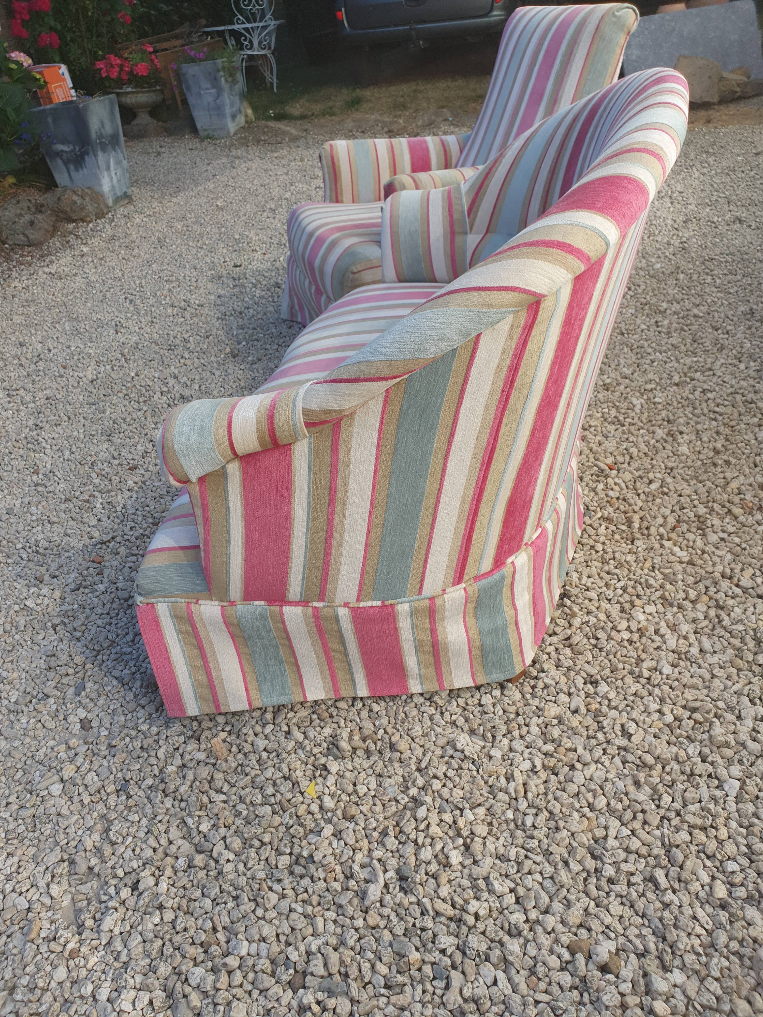 2-seater vintage sofa