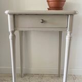 Table de chevet ancienne beige patiné