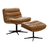 Fauteuil et ottoman en cuir camel