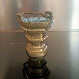 Bronze font