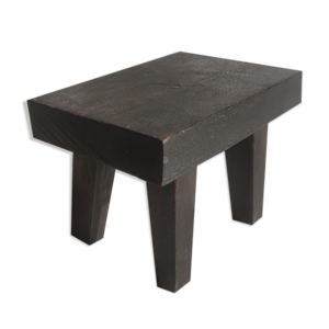 Tabouret brutaliste quadripode