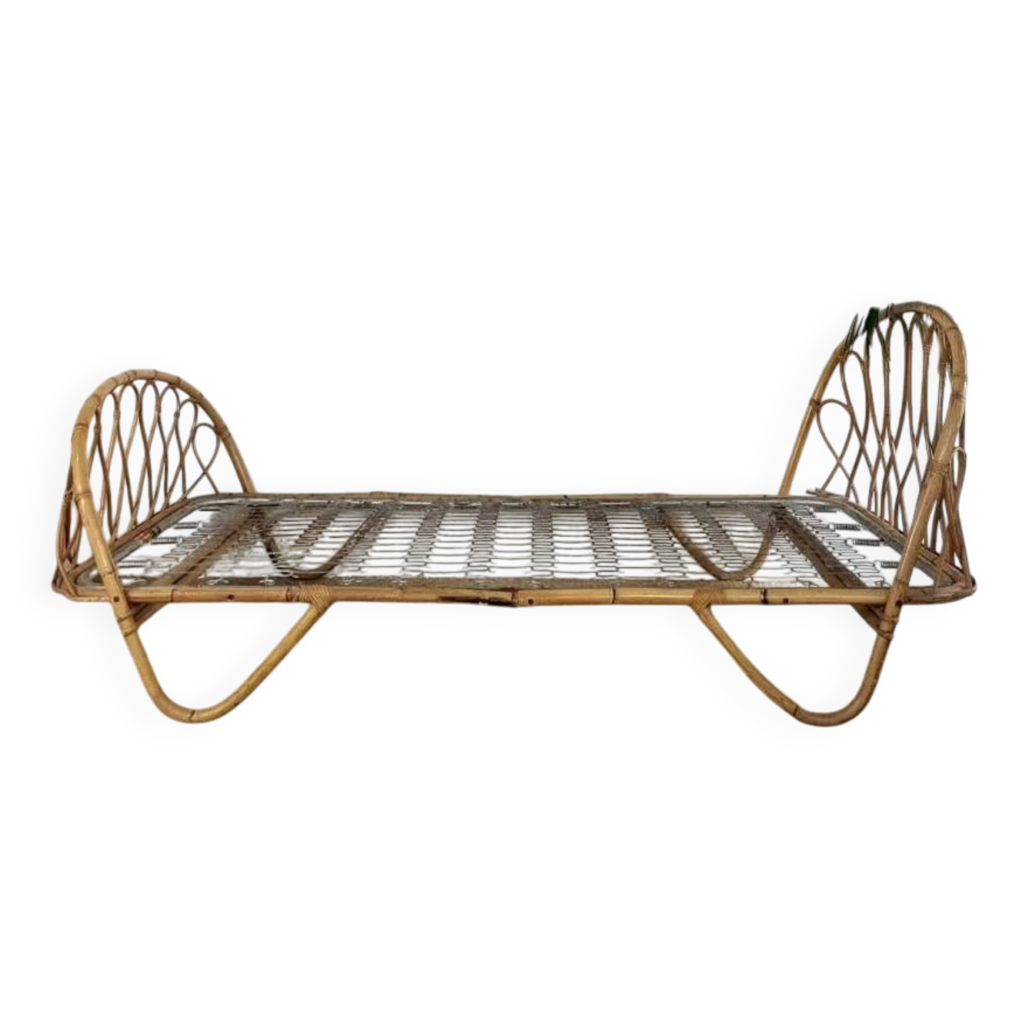 Single rattan bed