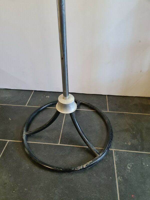 Porte manteaux perroquet en fer chromé