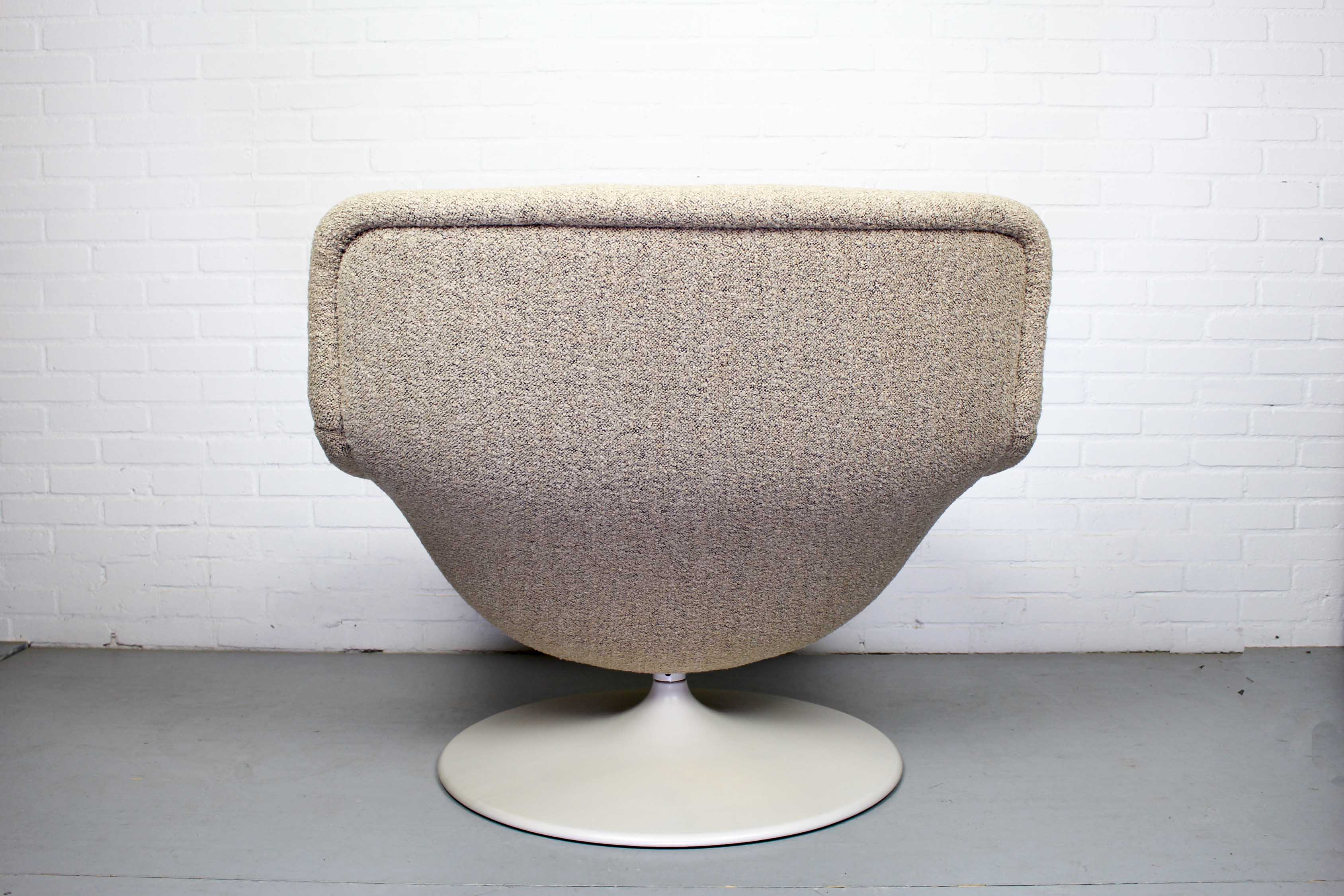 F518 lounge swivel chair by Geoffrey Harcourt for Artifort