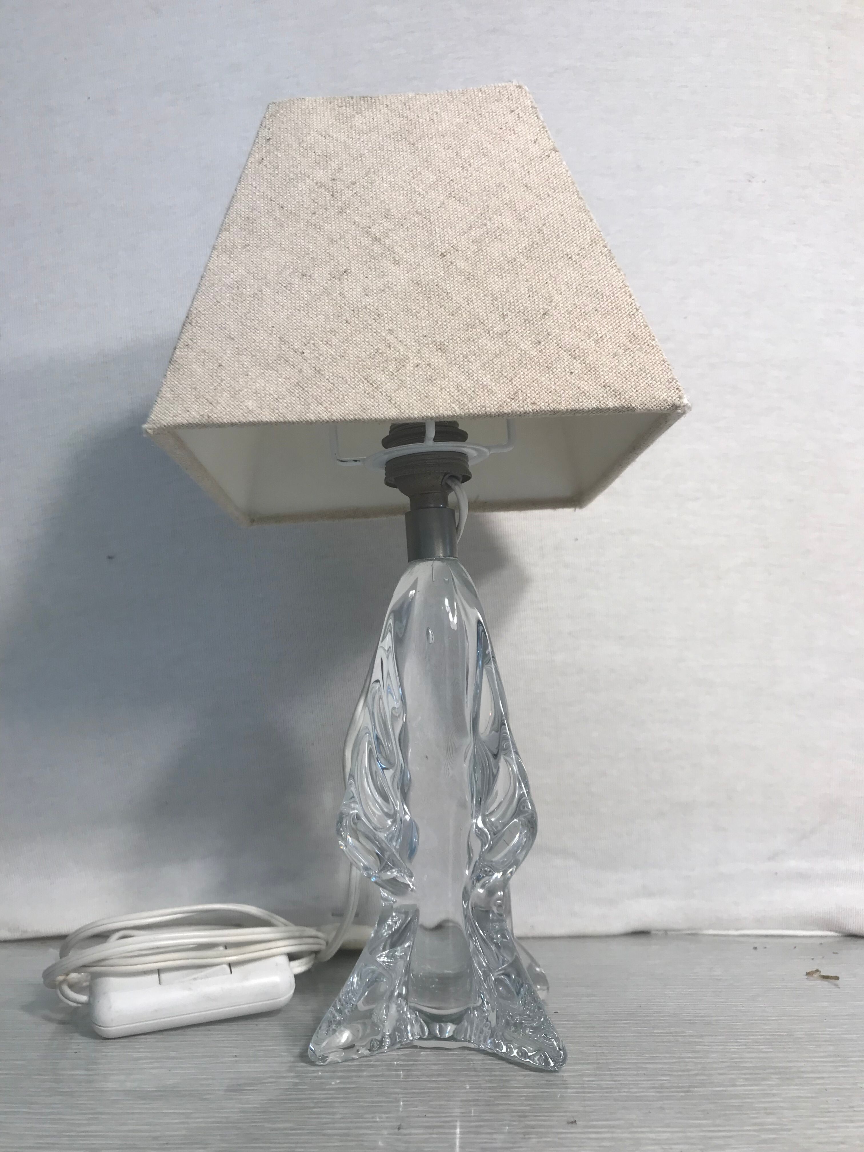 Old moulded glass lamp - lamp-day cream fabric 70vintage