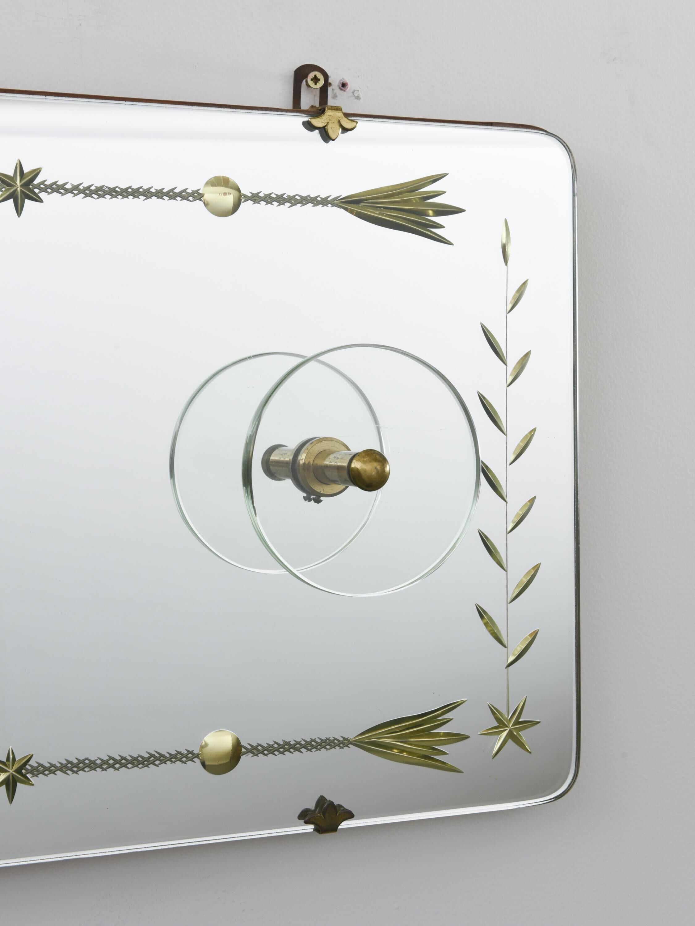 Coat rack with five engraved mirror hooks from Cristal Arte, Italy