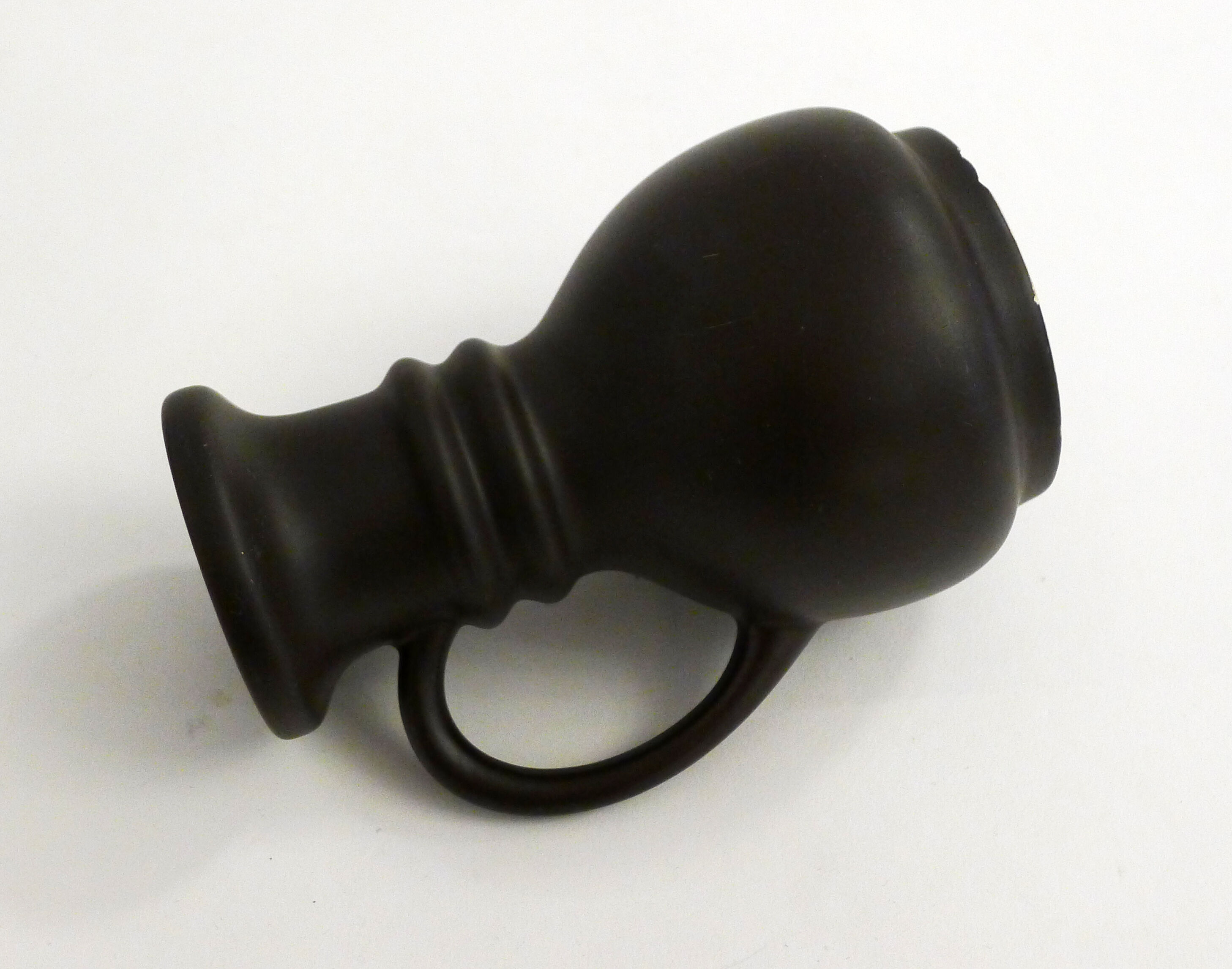 Small vase pitcher matte, by Gouda Holland