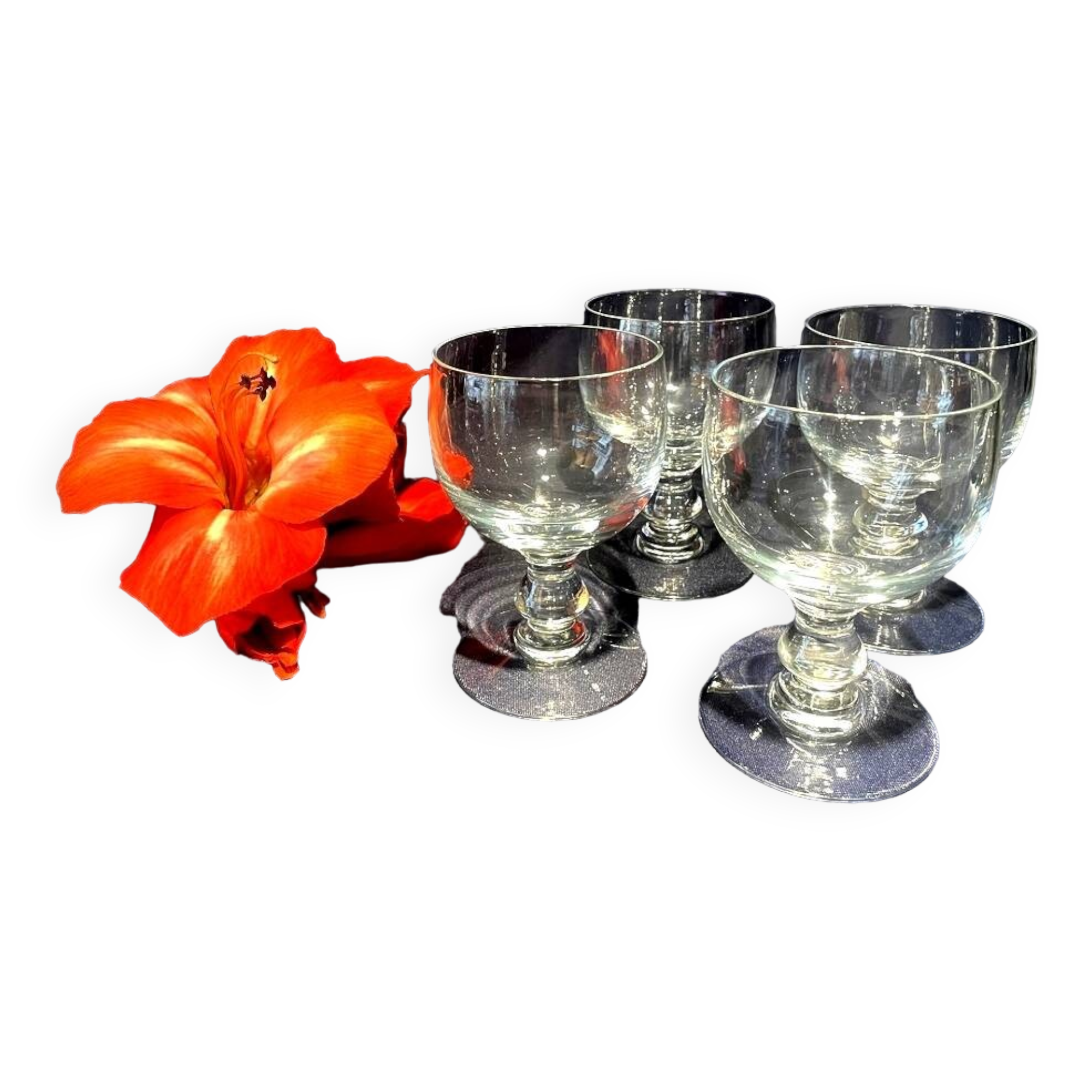 Set of 4 crystal stemmed red wine glasses