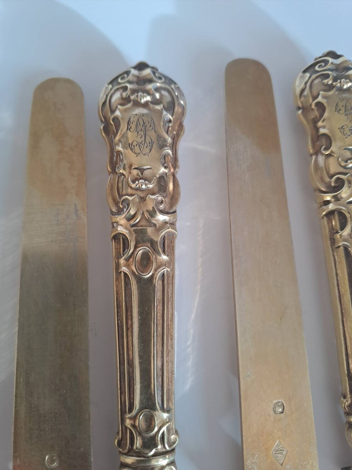 Box of 12 fruit knives with silver-plated blades