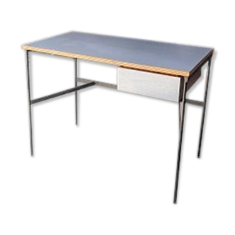 Bureau Pierre Paulin acier et bois stratifié