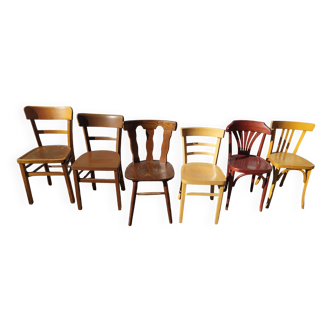 Lot de 6 chaises de bistrot en bois dépareillées - vintage