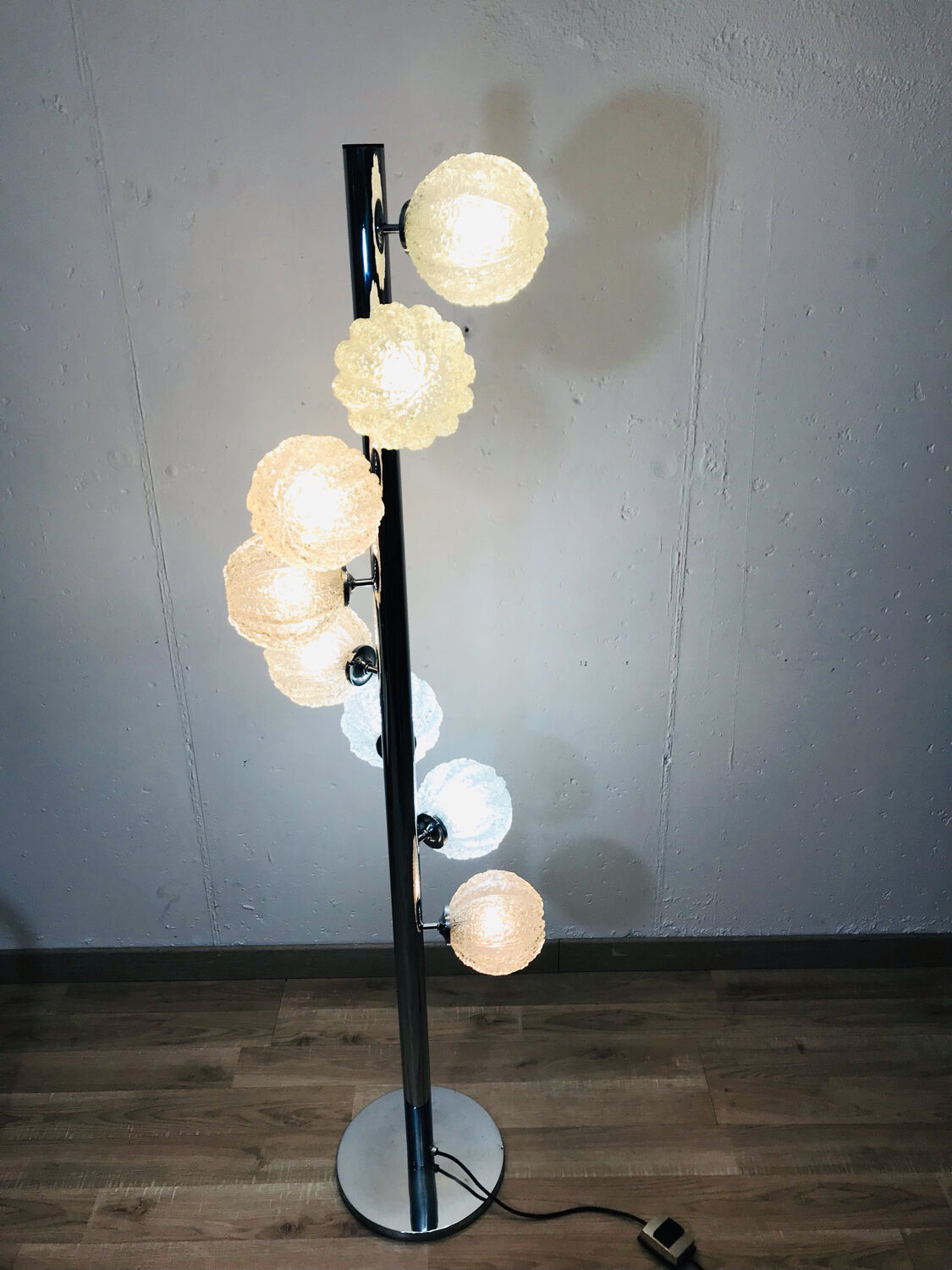 8-light floor lamp from the 70s