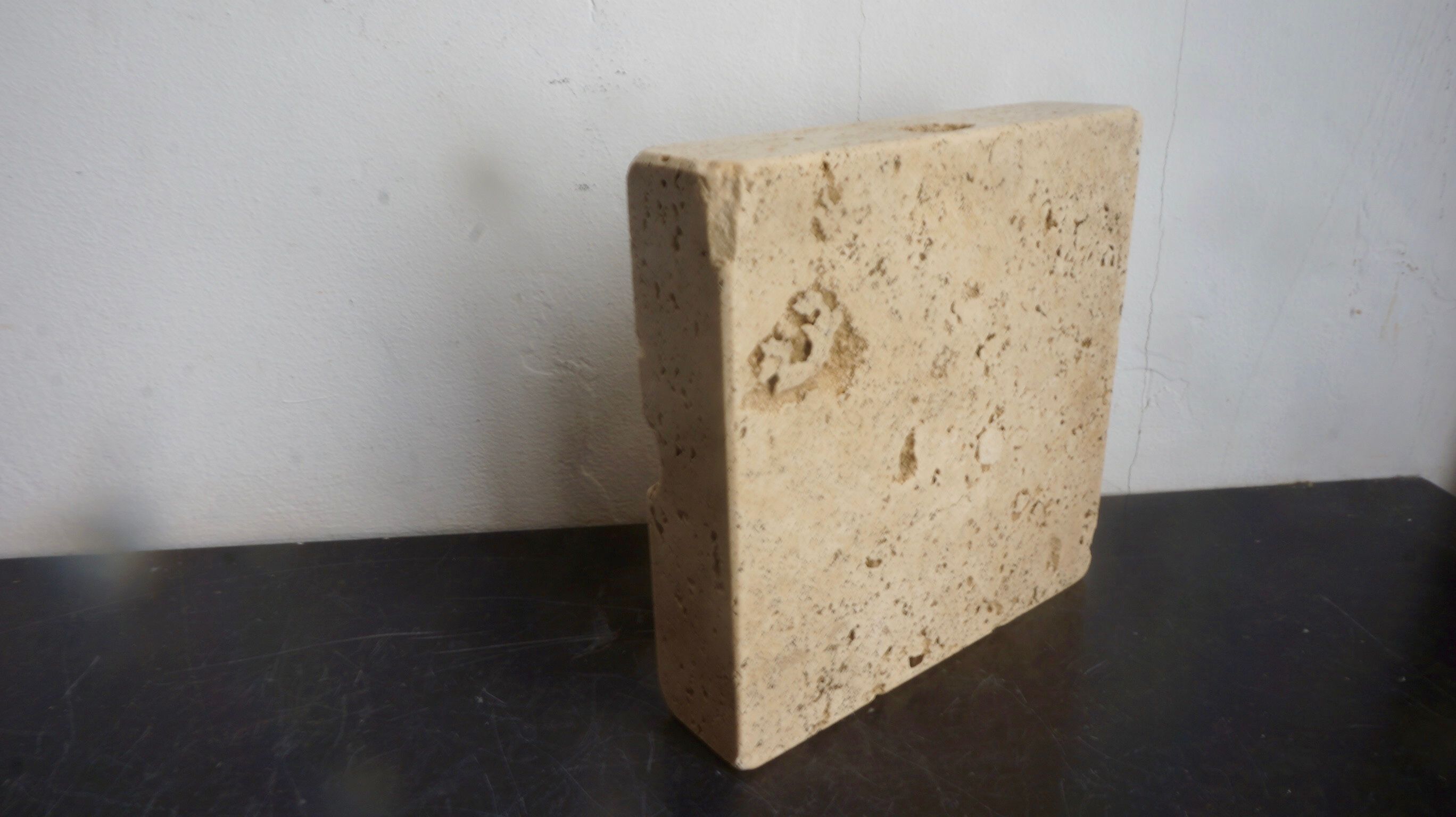 Ashtray in Travertine Fratelli Mannelli