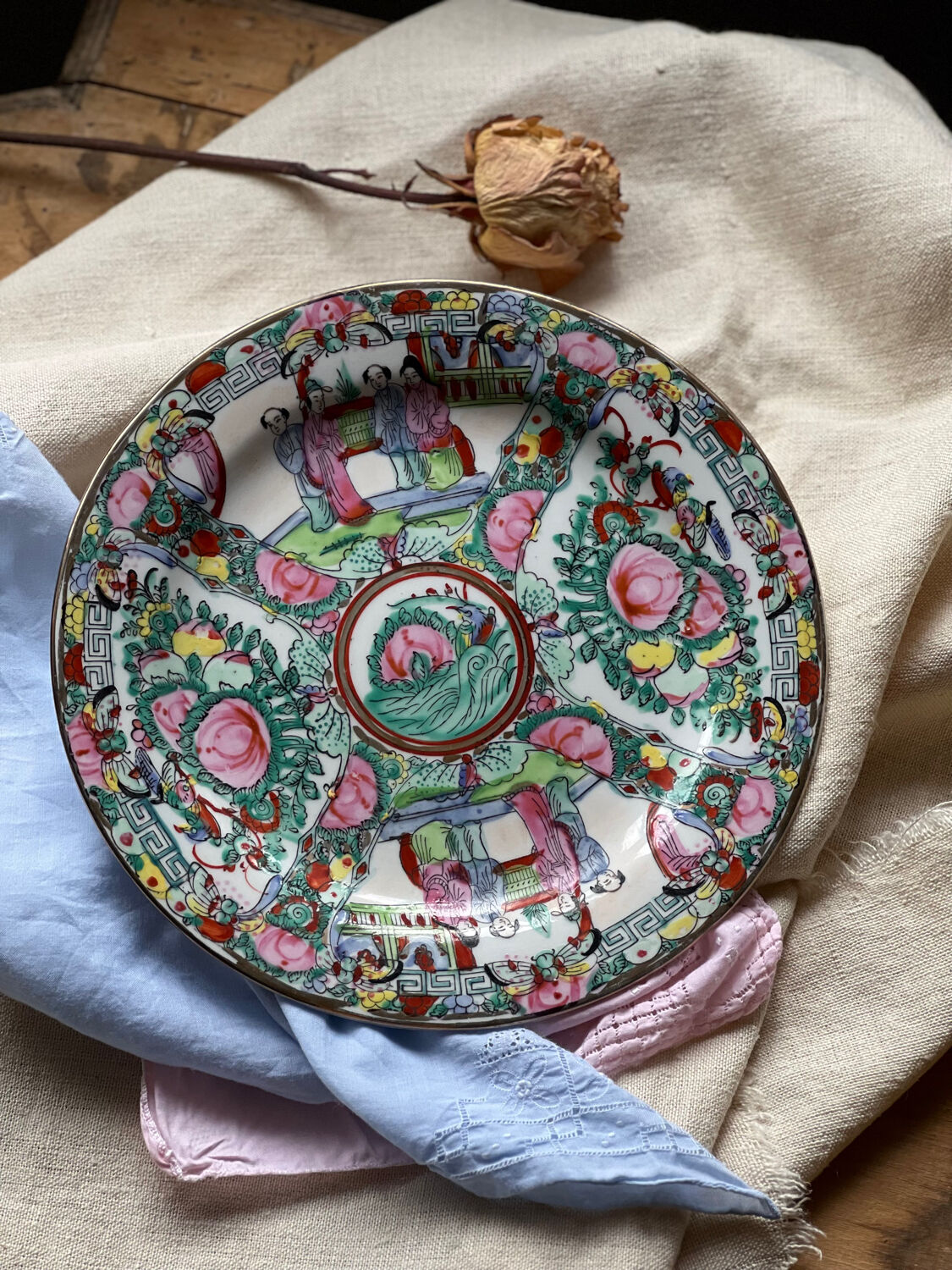 Assiettes décorative en porcelaine Macao Qianlong nian zhi